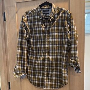 Banana Republic Men's Checkered Shirt in Olive and White